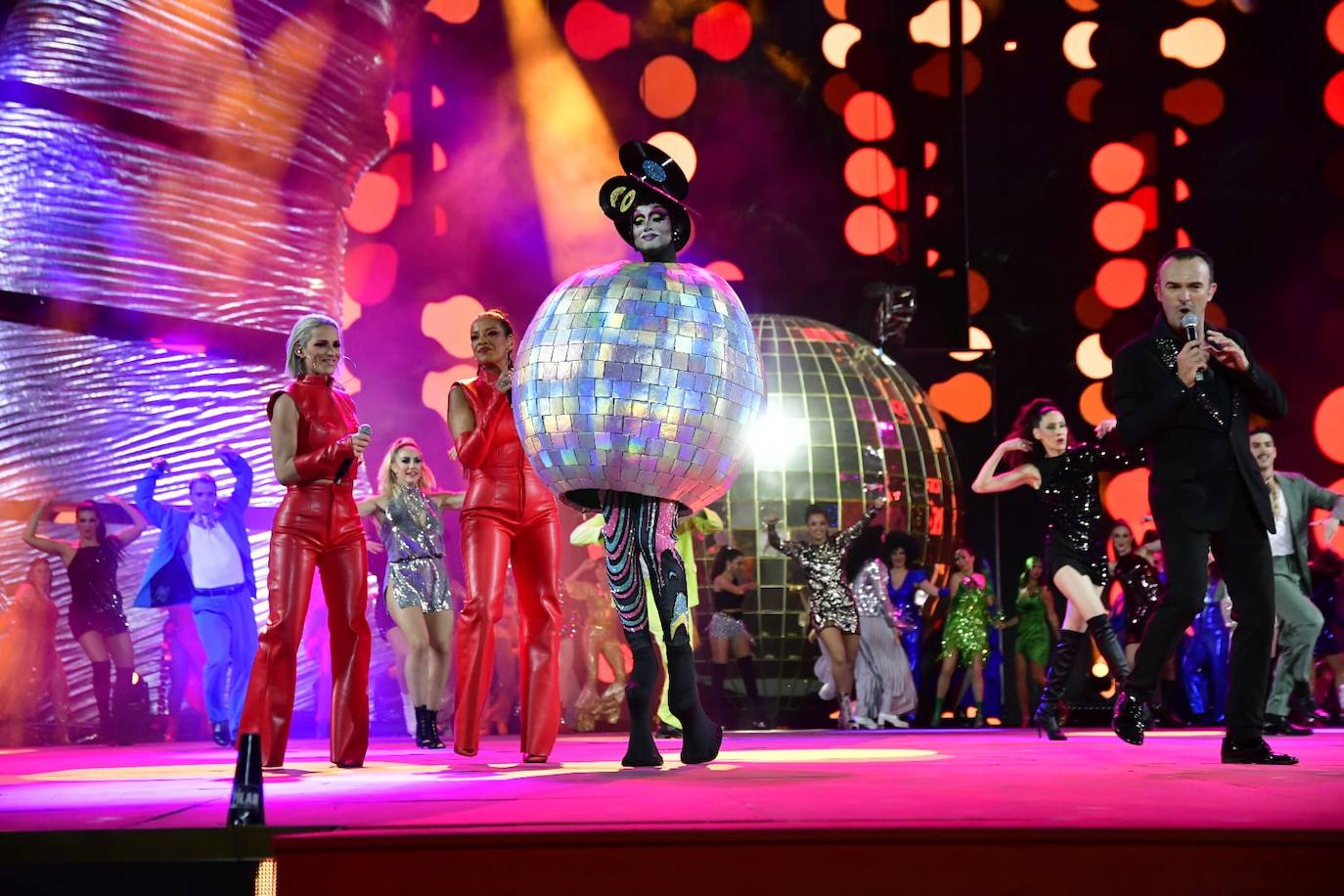 Fotos:Lleno total en la gala drag más esperada