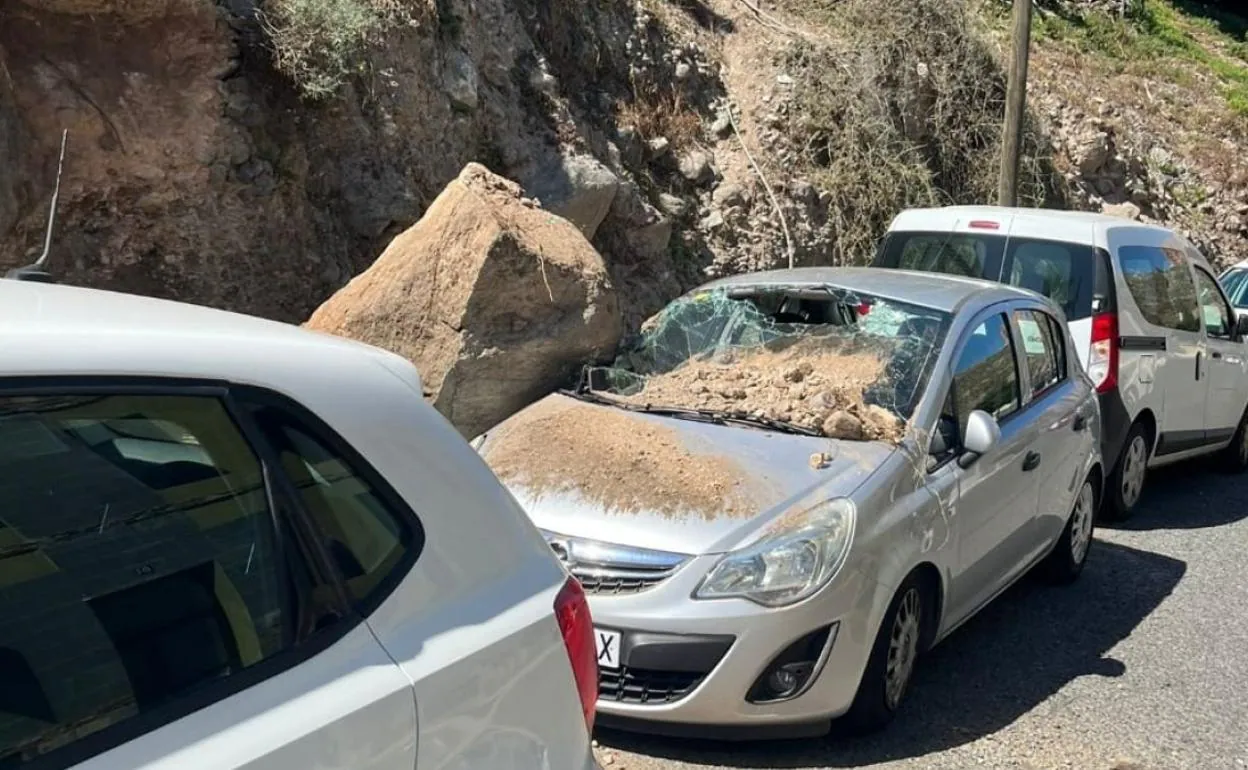 Efectos del desprendimiento, en imagen de la Policía Local. 