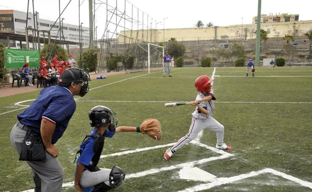 El presupuesto de Las Palmas de Gran Canaria 2023 invertirá en el campo de béisbol y la galería de tiro de la Policía Local