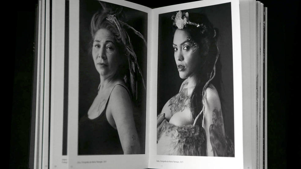 El Palau Robert ha inaugurado este martes la exposicion "Dones Invisibles", que muestra fotografías de mujeres internas en las prisiones de Cataluña. 