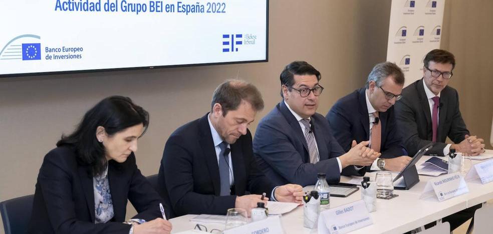 The EIB maintains the loan of 150 million to Spain despite the fiasco of the Cantabrian trains