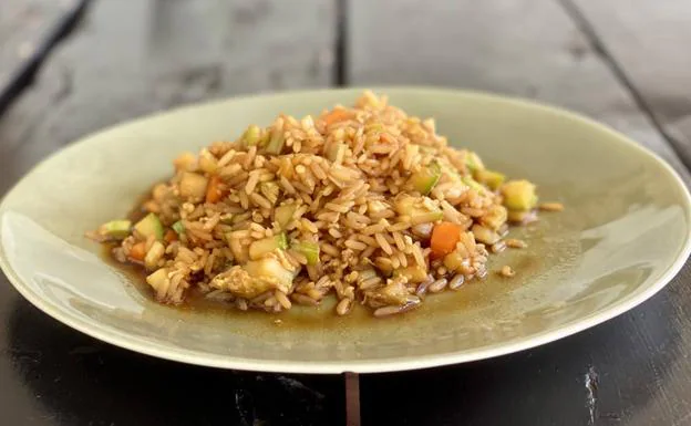 La receta definitiva para hacer un arroz salteado con verduras perfecto