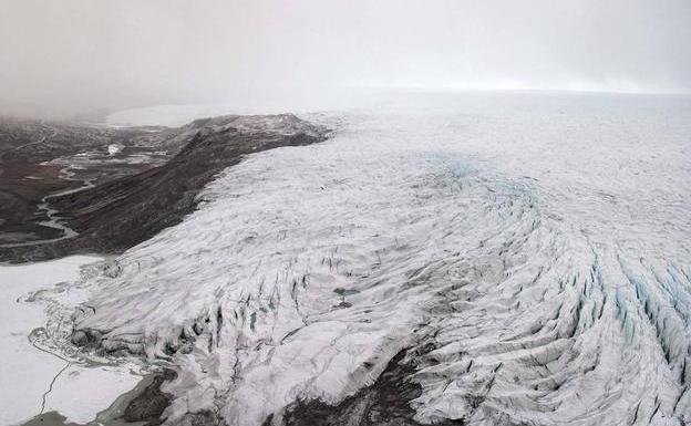 Picture taken on May 20, 2021. Ice is receding from an ice cap glacier and fjords near Kangerlussuaq, Greenland.