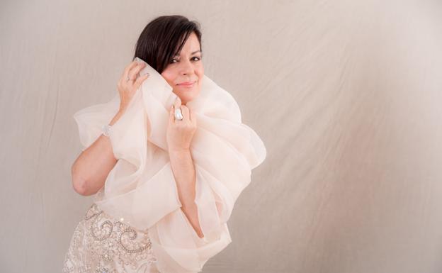 La mezzosoprano grancanaria Nancy Fabiola Herrera, en una imagen promocional. 