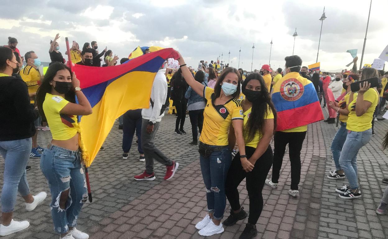 Vecinos colombianos en una celebración en Arrecife hace algunos meses atrás. 