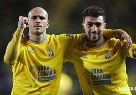 Sandro y Munir celebran el gol del madrileño, que poco sirvió ayer tras la remontada del FC Barcelona.