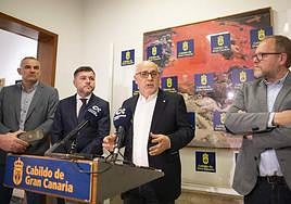 El presidente del Cabildo grancanario, Antonio Morales, en rueda de prensa este miércoles.