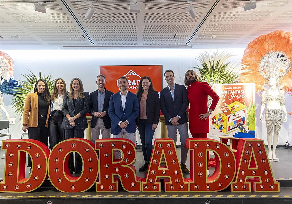 Dorada rinde homenaje a la creatividad con el lanzamiento de la primera teletienda del Carnaval