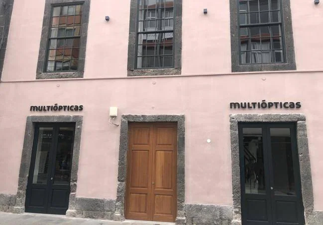 Tienda actual de Multiópticas (antigua tienda Arencibia).