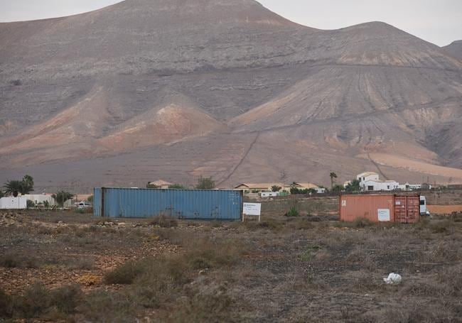 Más contenedores en la zona centro de Fuerteventura.