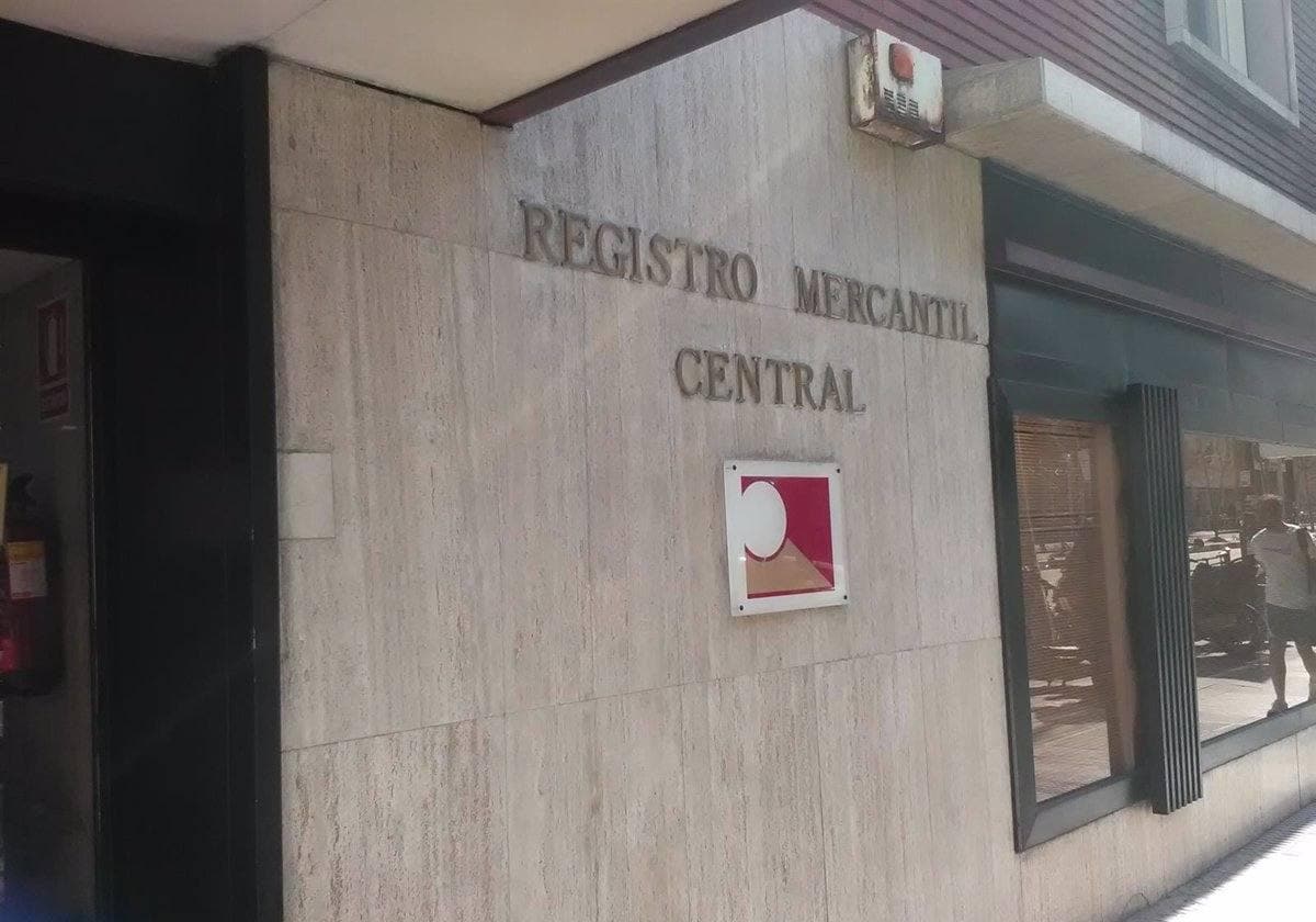 Registro Mercantil Central.