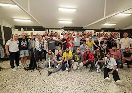 La murga Chacho Tú en su local de ensayo.