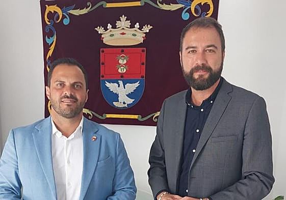 Alcalde y delegado ministerial.