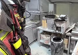 Imagen del local incendiado.