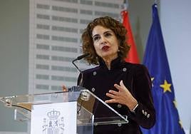 La ministra de Hacienda, María Jesús Montero, tiene pendiente una reunión con Fernando Clavijo.