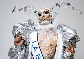 Drag Inkill, candidato al trono drag queen del carnaval de Las Palmas de Gran Canaria.