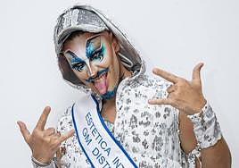Drag Kálik, candidato al trono drag queen del carnaval de Las Palmas de Gran Canaria.