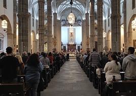 Inerior de la Catedral de Santa Ana.