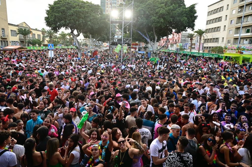 El carnaval toma de día La Isleta