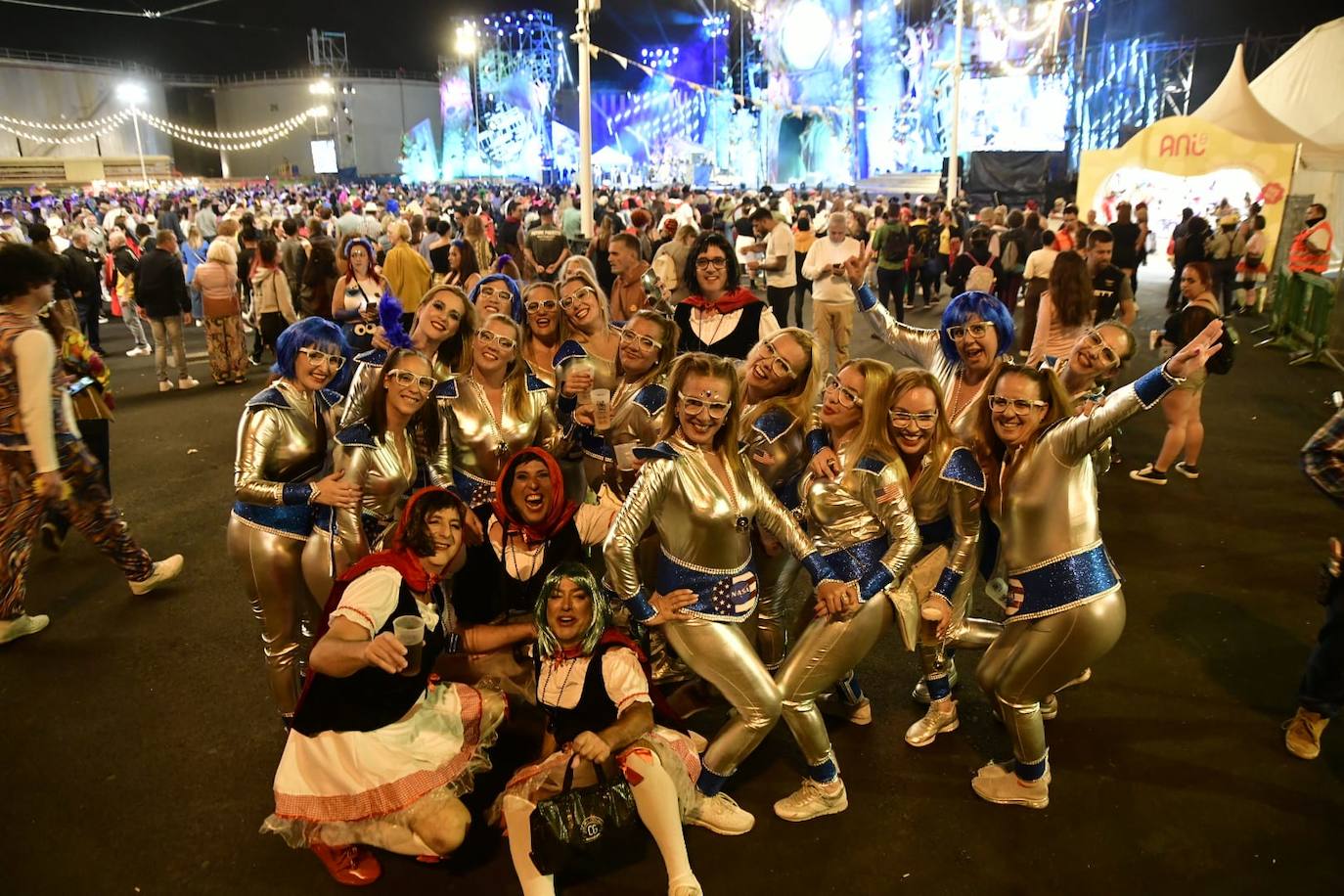Los conciertos del lunes de carnaval llenan de fiesta a Las Palmas de Gran Canaria