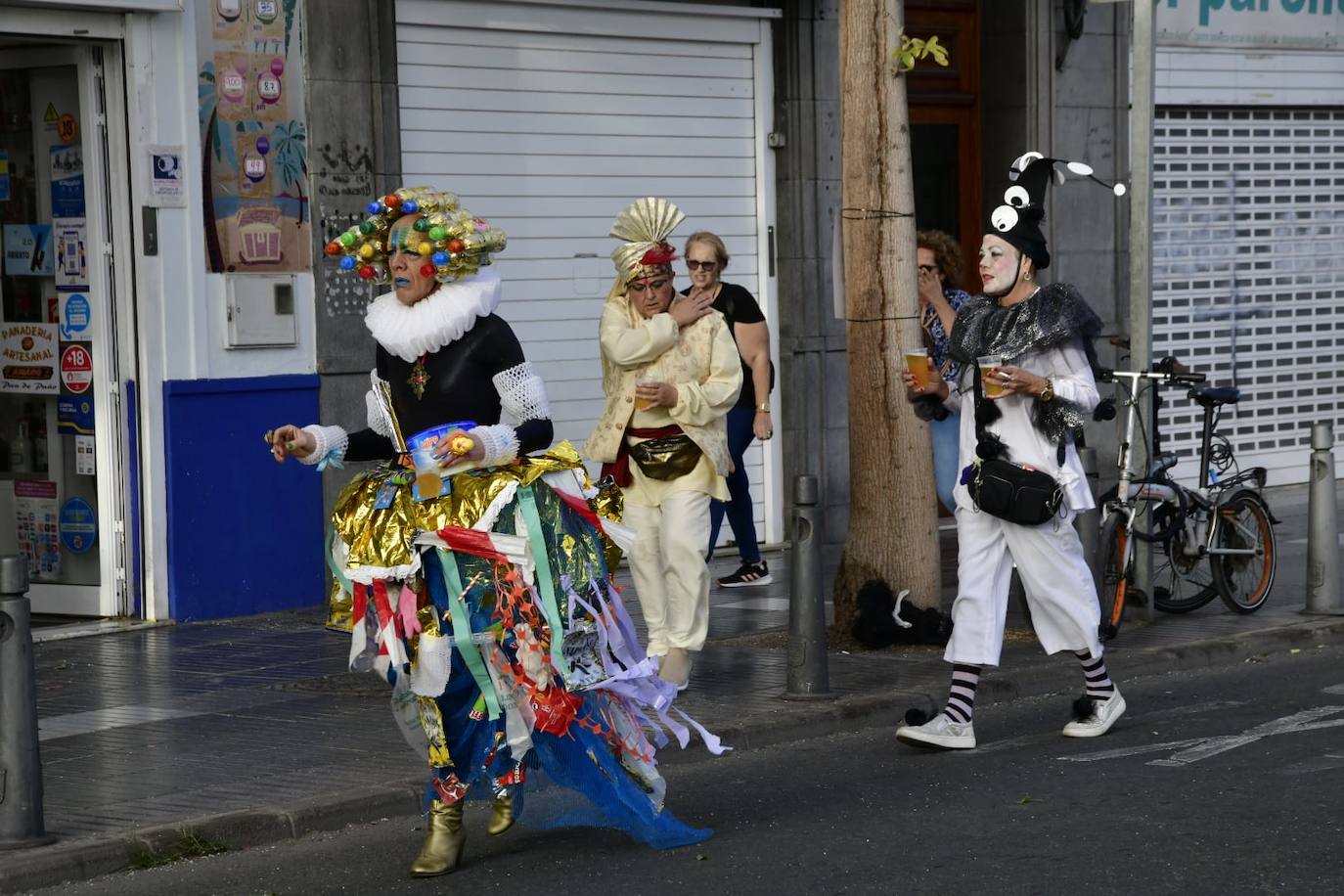 El Puerto se llena de mascaritas el martes de carnaval