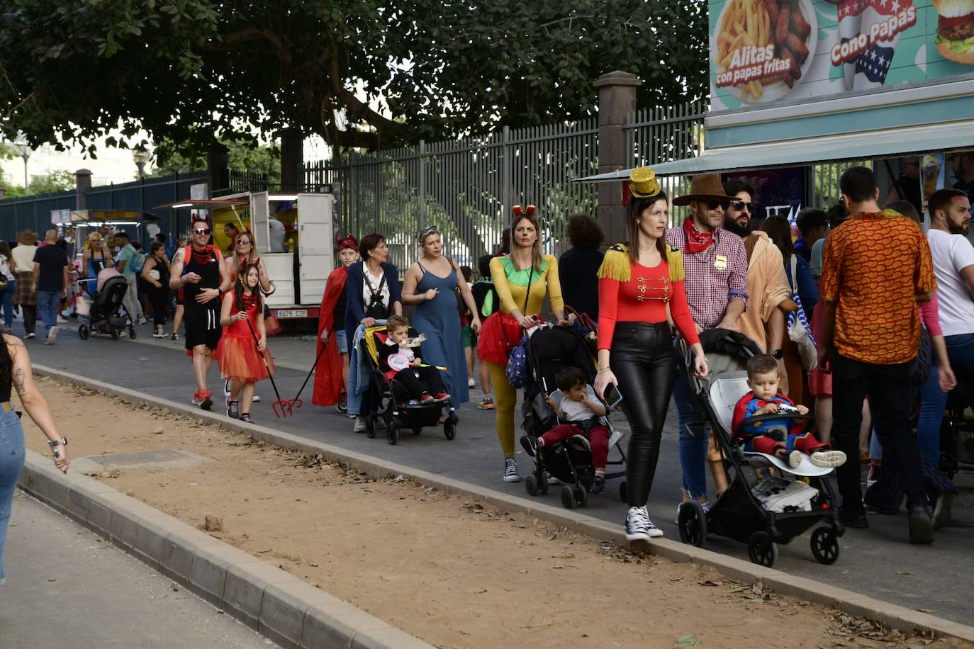 El Puerto se llena de mascaritas el martes de carnaval