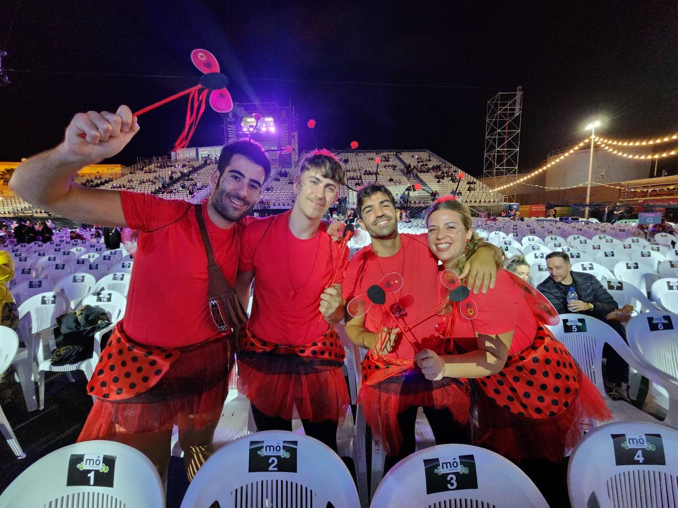 Los drag se suben a sus plataformas en &#039;Los Carnavales del Mundo&#039;
