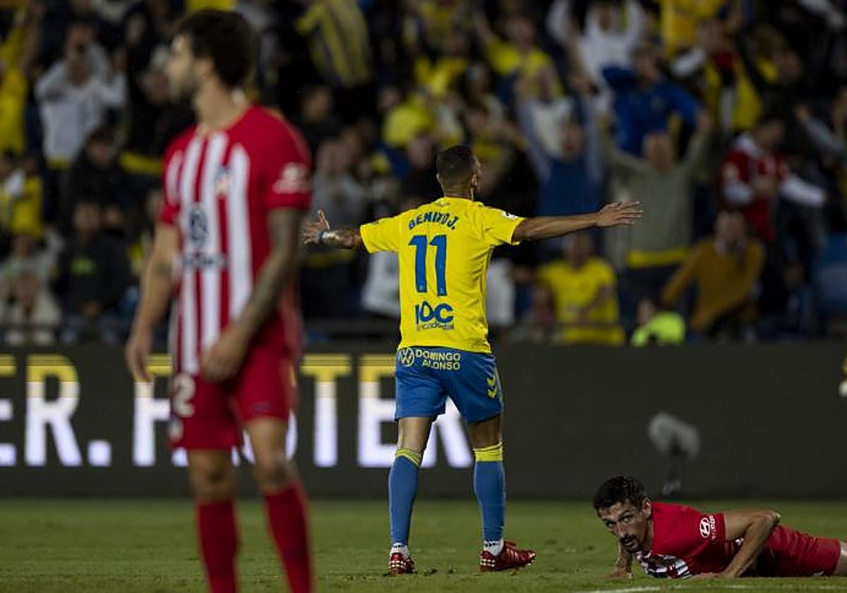 Benito Ramírez celebra su gol frente al Atlético en el Gran Canaria.
