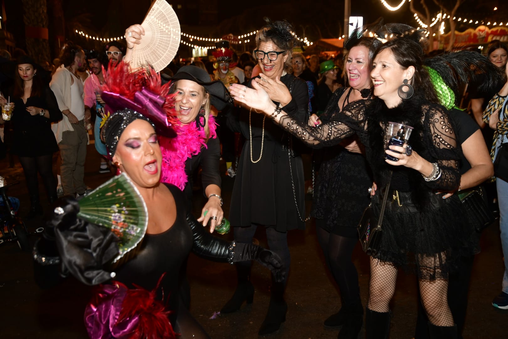 El entierro de la sardina cierra el carnaval de Las Palmas de Gran Canaria