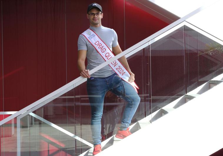 Drag Elektra, este lunes, en las instalaciones de CANARIAS7 con su banda de drag 2024.
