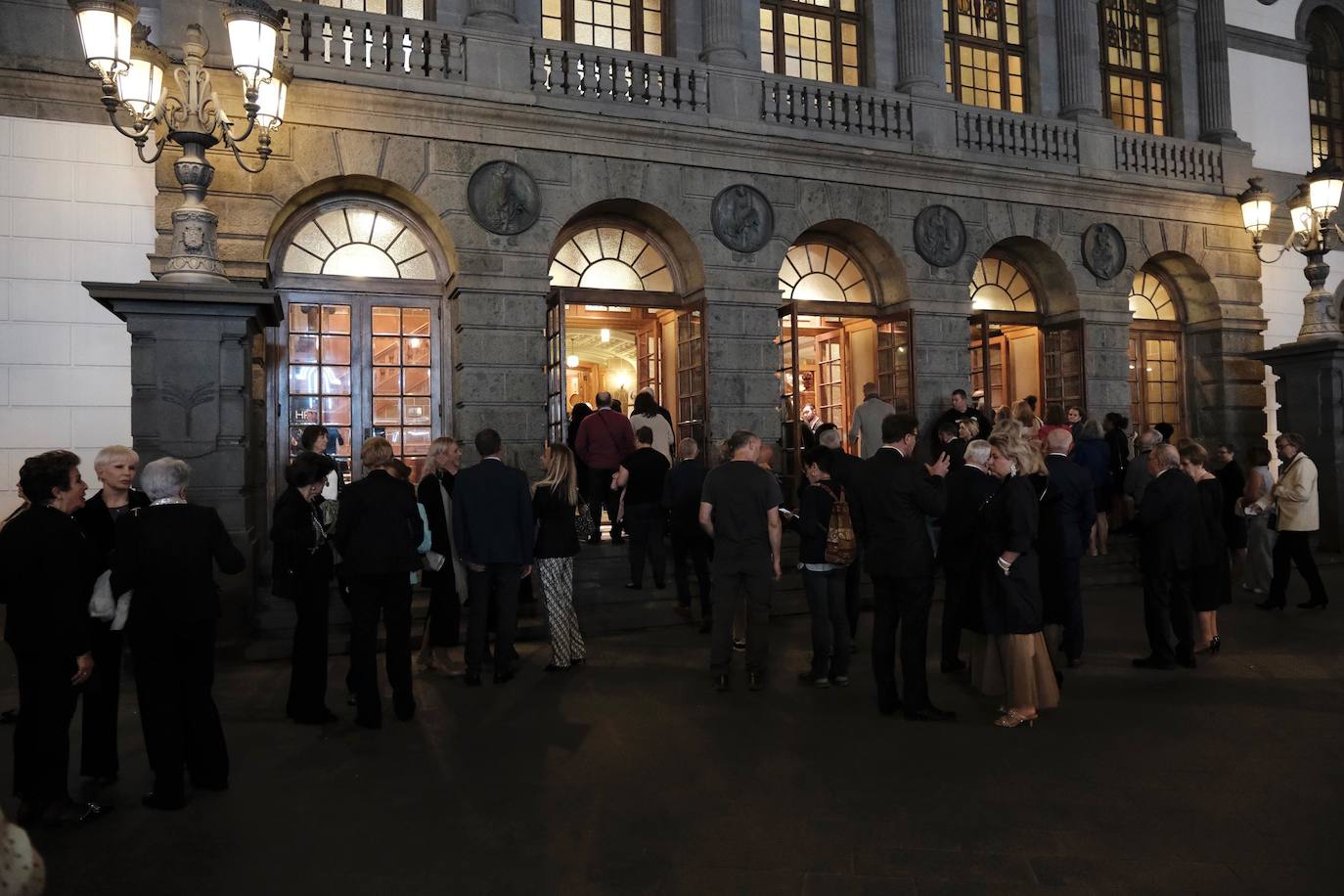 El inicio de la temporada de ópera en el Teatro Pérez Galdós, en imágenes