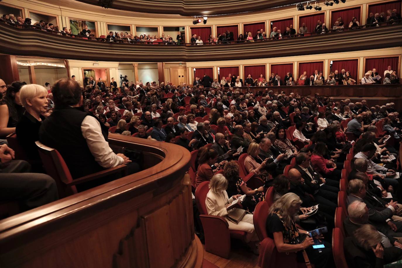 El inicio de la temporada de ópera en el Teatro Pérez Galdós, en imágenes