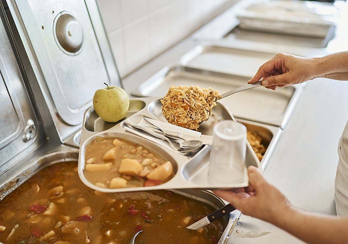 'Alimentos conVida' de HiperDino y la Fundación DinoSol evita desperdiciar 571.000 kg de alimentos