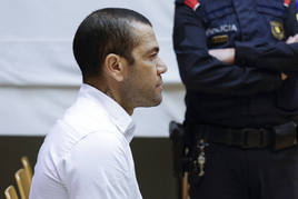 Alves durante una sesión del juicio en el que finalmente se le ha condenado.