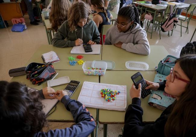 Newton En Las Aulas De Castillo Del Romeral | Canarias7