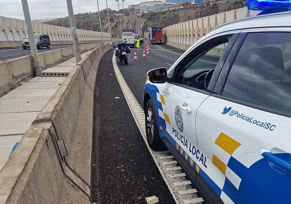 Un motorista grave en una colisión en Tenerife