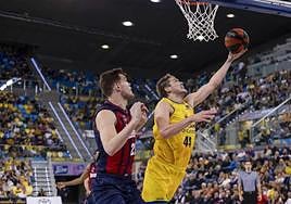 Imagen de archivo de Lammers en una acción ofensiva.