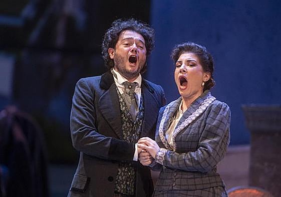 Arturo Chacón-Cruz y Claudia Pavone, en el ensayo general.