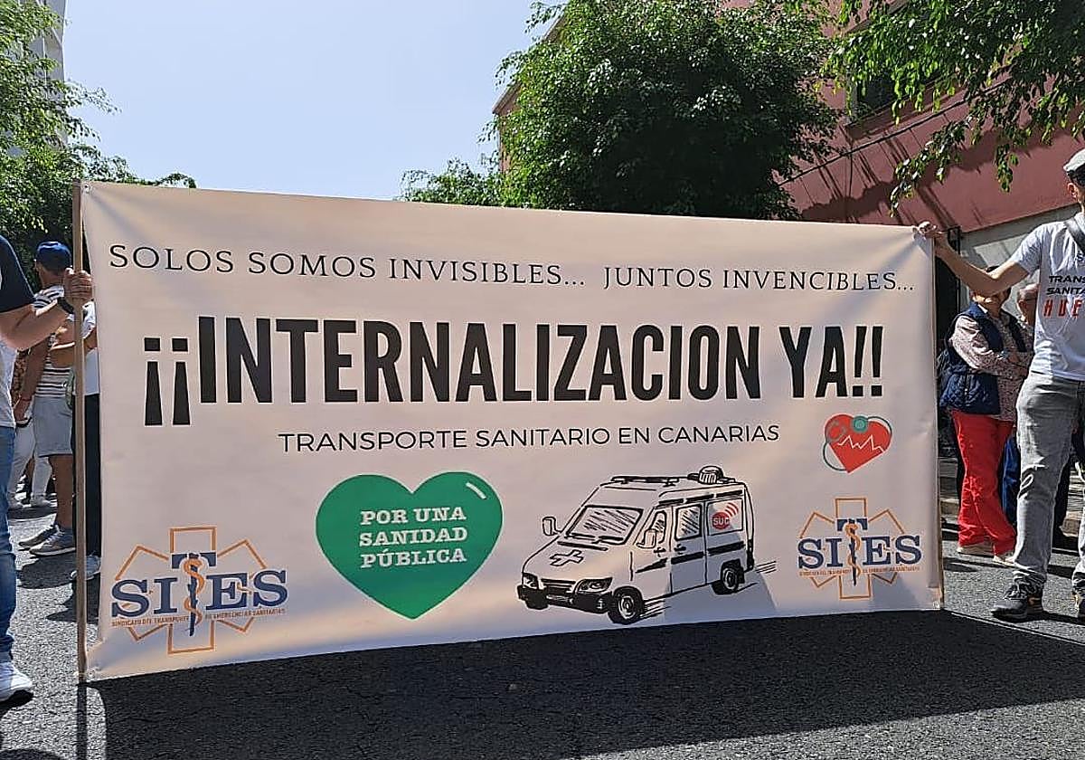 Imagen de archivo de movilizaciones del sector del transporte sanitario en la capital grancanaria.
