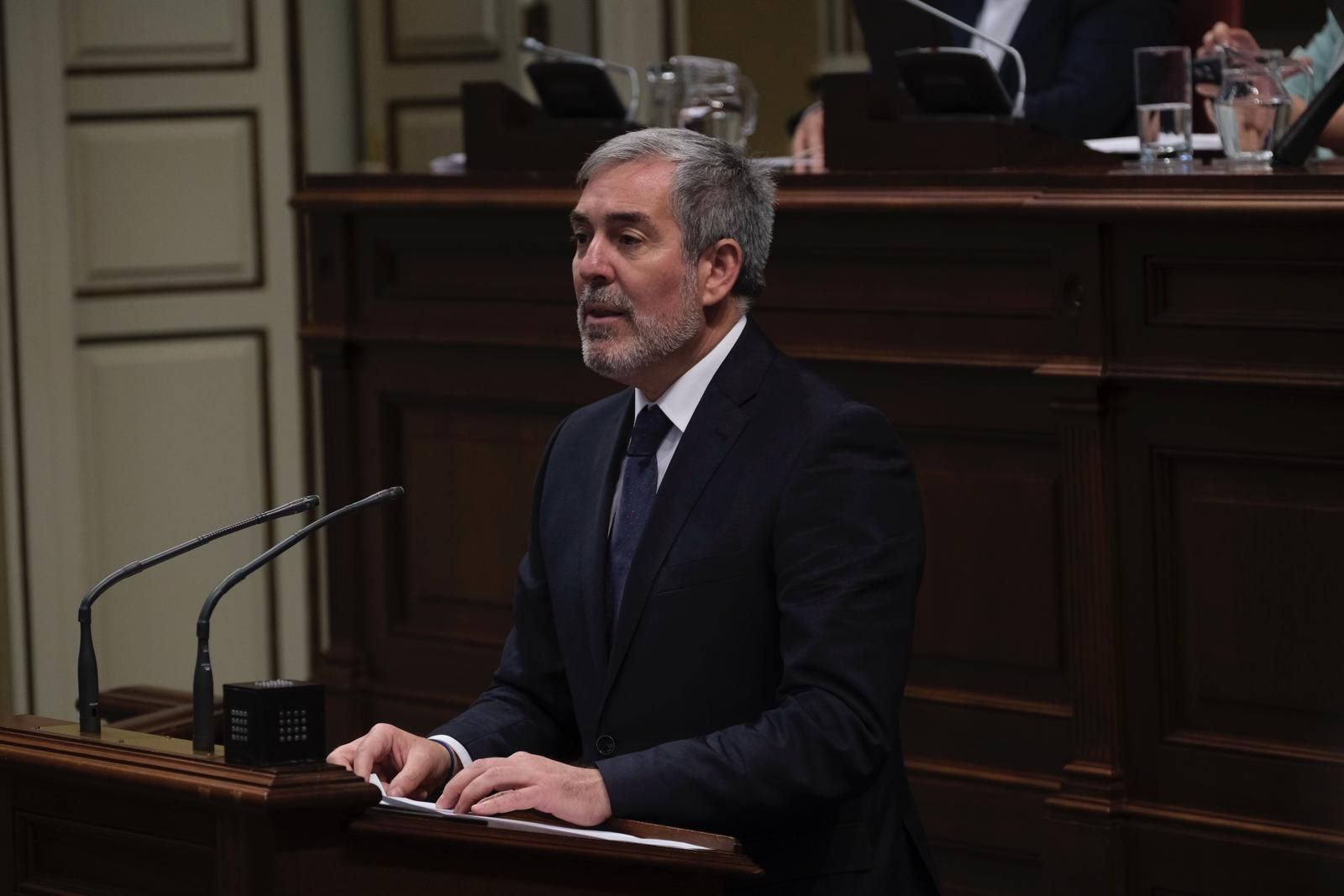 El debate del estado de la nacionalidad canaria, en imágenes