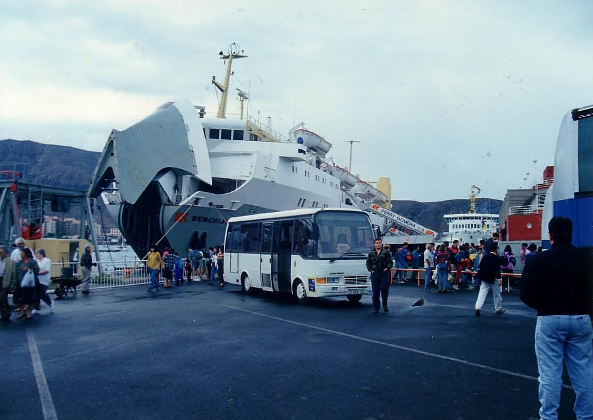 Imagen secundaria 1 - Fred. Olsen Express y La Gomera: medio siglo de historia compartida