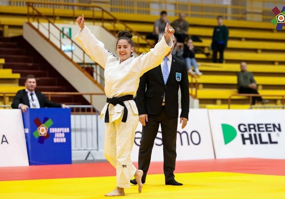 Zuleima Falcón hace historia en Riga