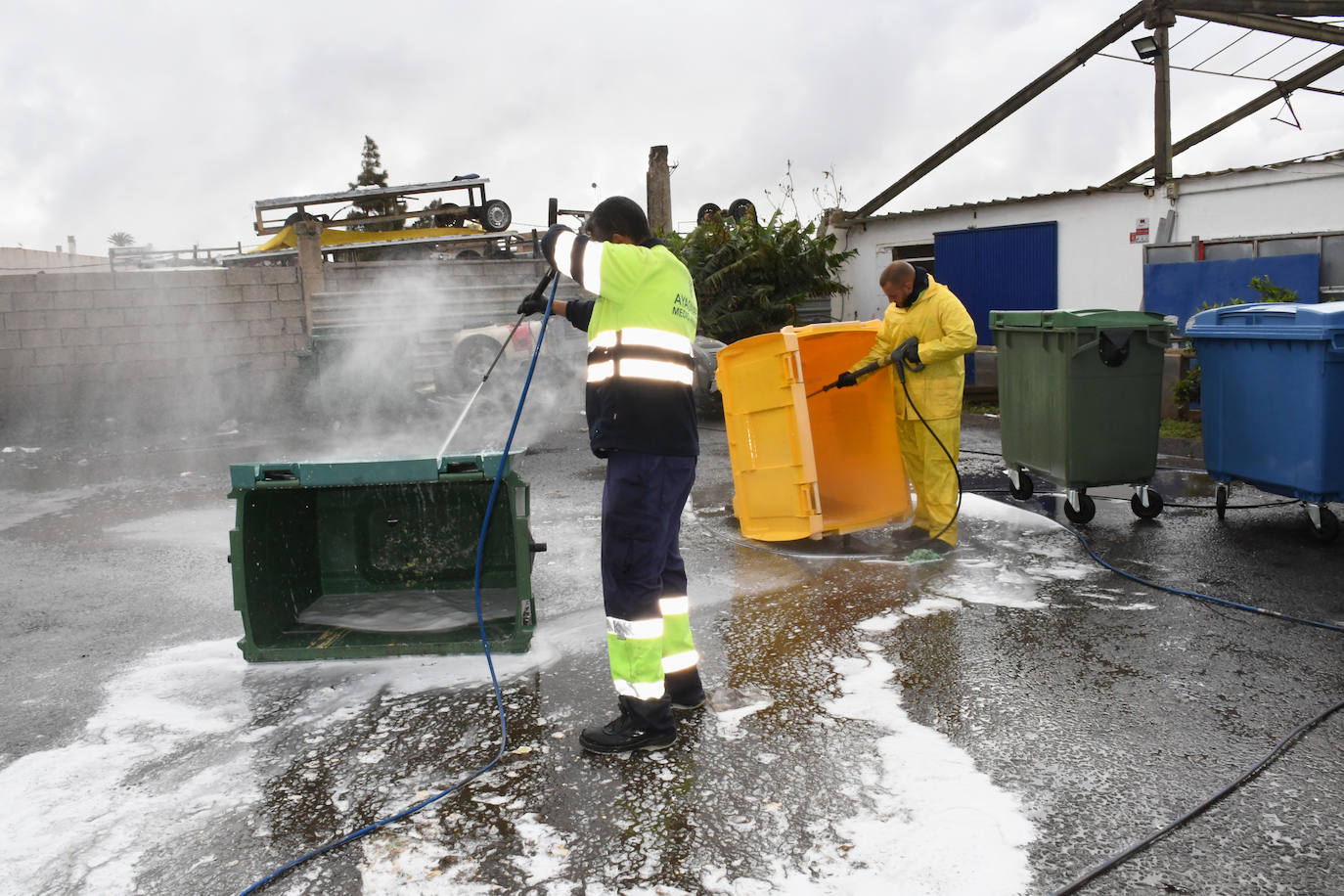 Esta campaña de limpieza de residuos sólidos urbanos ya se ha iniciado en Valsequillo.
