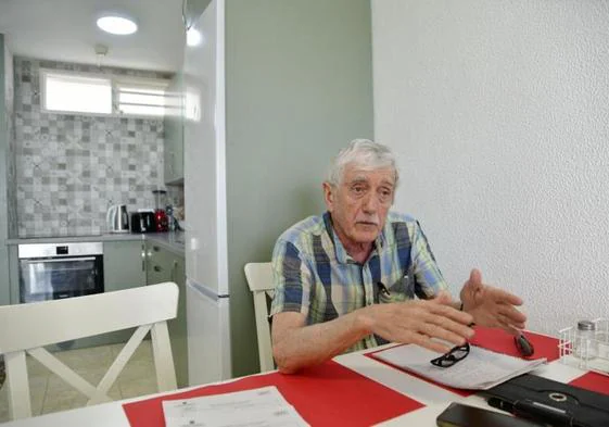 John Hefferman, en su apartamento de Las Algas, en el sur de Gran Canaria.