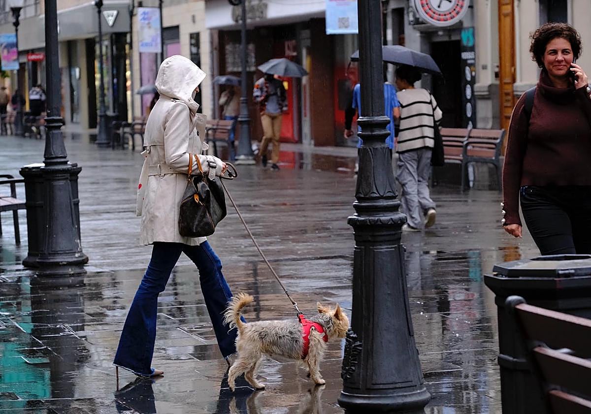 Imagen principal - Las precipitaciones aumentaron su intensidad desde la tarde del viernes.