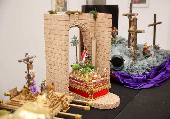 Los pasos están elaborados con materiales reciclados.