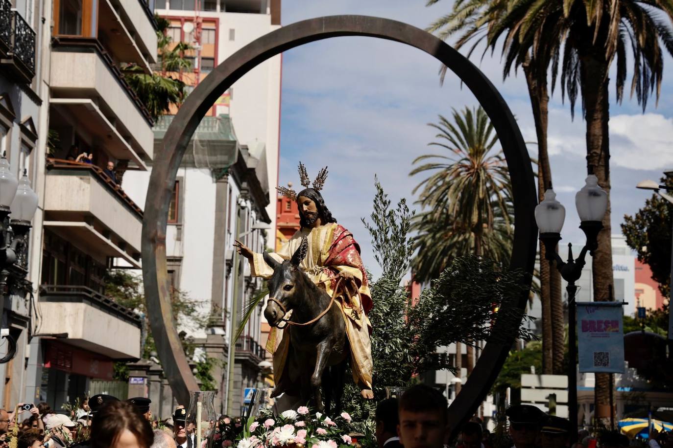 La procesión de La Burrita en la capital grancanaria, en imágenes