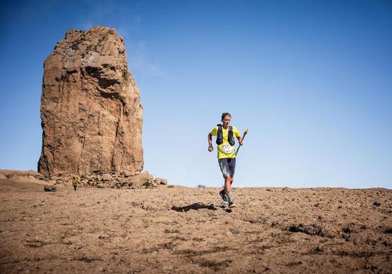 Courtney Dauwalter en la The North Face Transgrancanaria 2024.