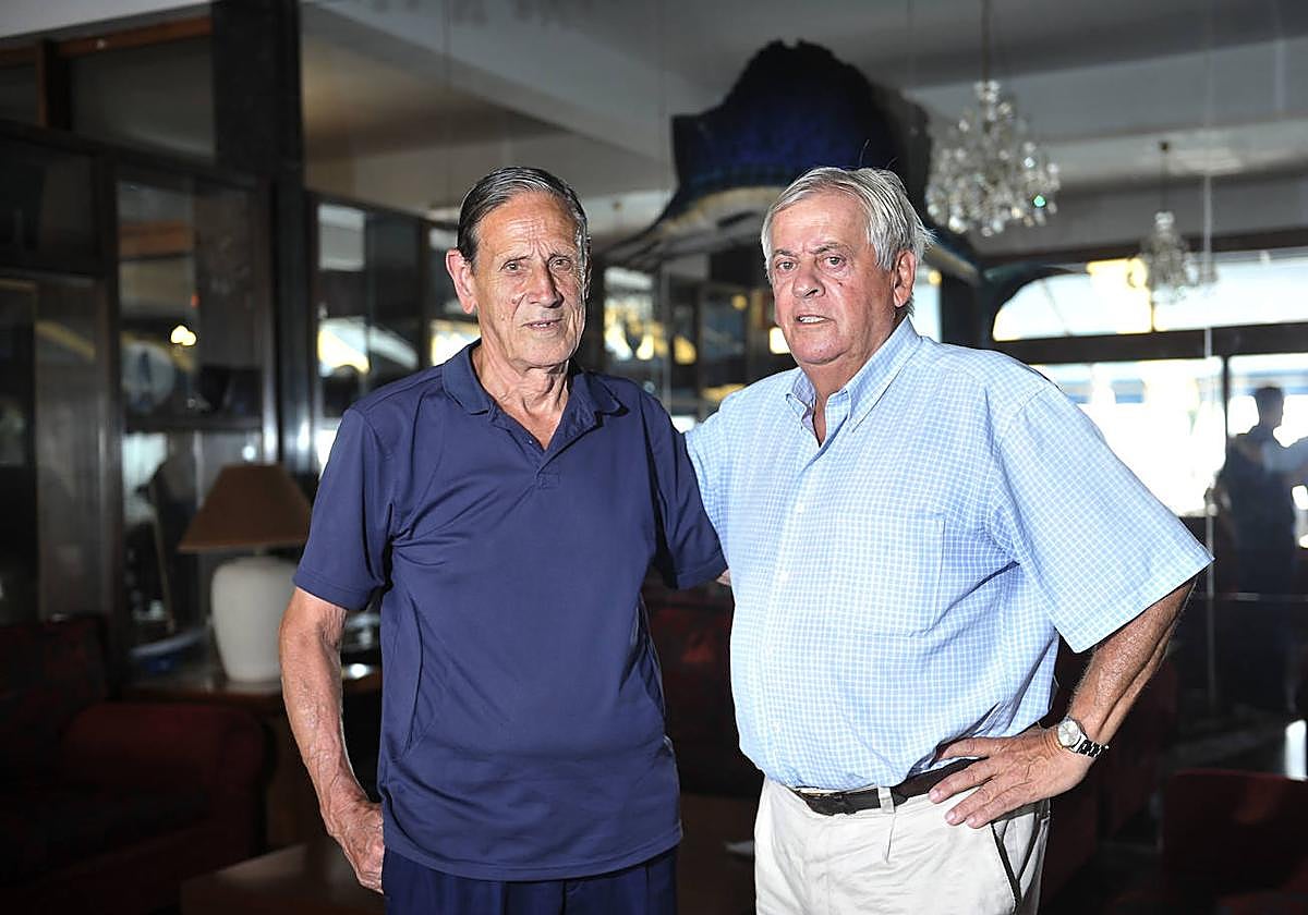 Niz y Mamé León, goleadores trascendentales en los dos únicos triunfos de la UD como visitante ante el Barcelona.