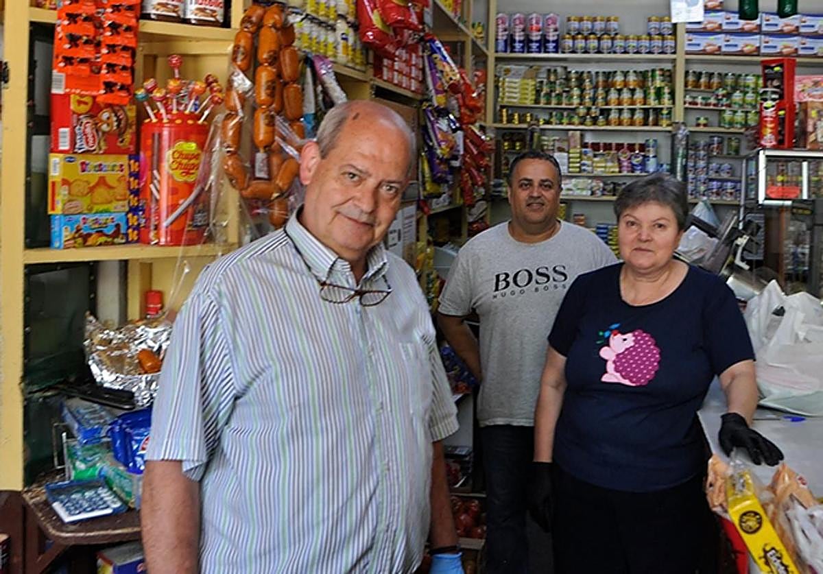 Imagen de archivo de la tienda de Pepito Falcón y Juani Santana.